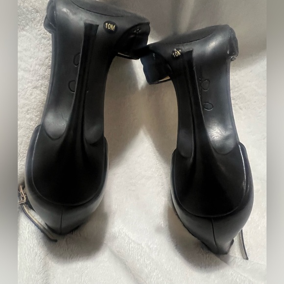 Jessica Simpson black quilted pointy toe ankle strap high heel size 10 - Picture 6 of 12